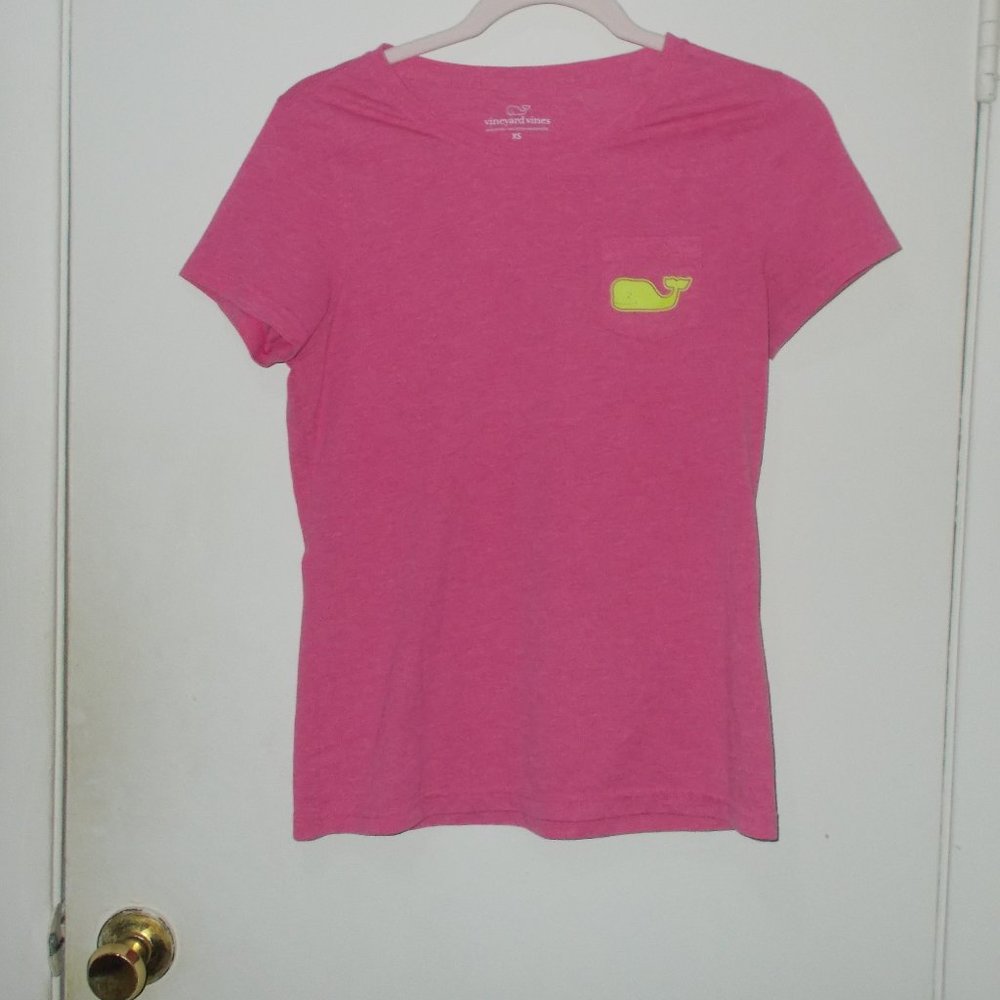 Vineyard Vines Pocket Tee Size Extra Small - image 1